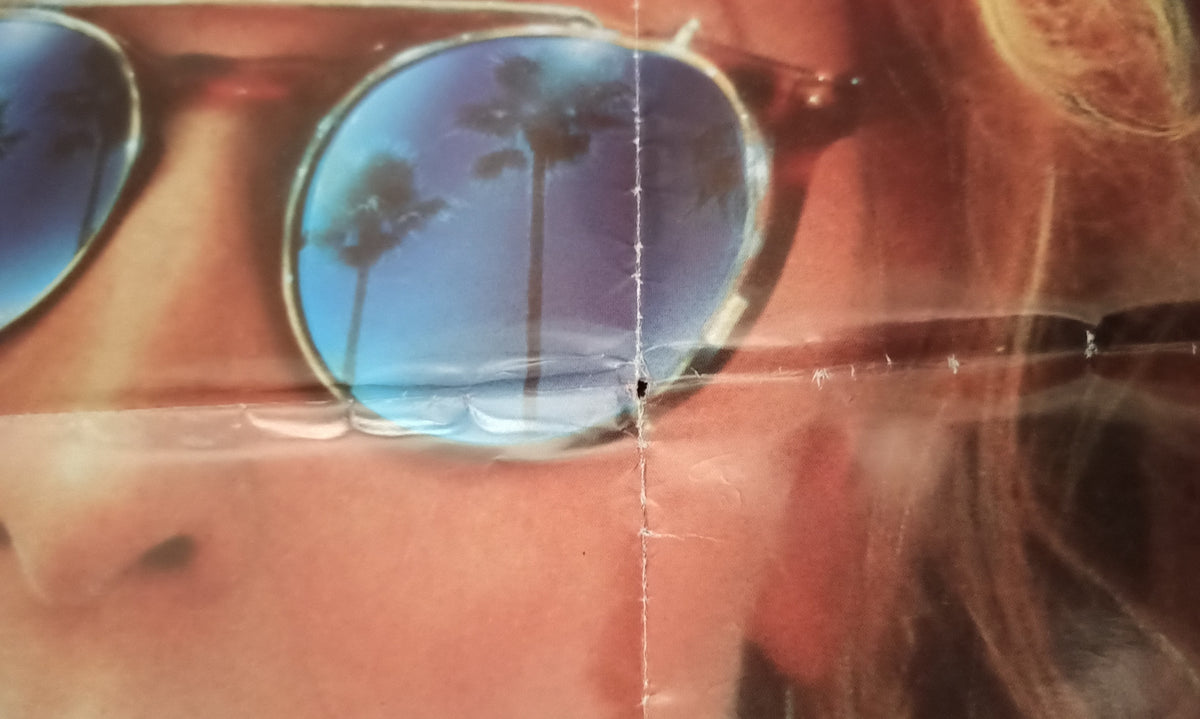 Postcards From The Edge, 1990 – Vintage Magazine Company