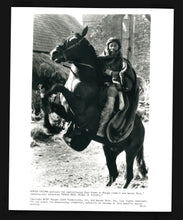 Load image into Gallery viewer, Robin Hood: Prince of Thieves, 1991 Press Kit
