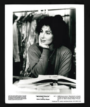 Load image into Gallery viewer, Moonstruck, 1987 Press Kit
